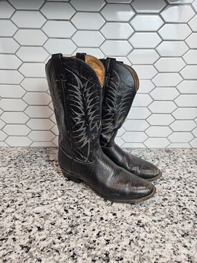 Men's Black Western Leather Cowboy Boots with Decorative Stitching